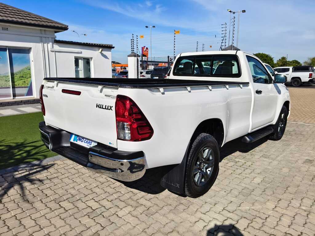 Toyota Hilux - View 6