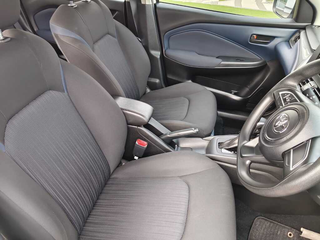 Toyota Starlet - View 12