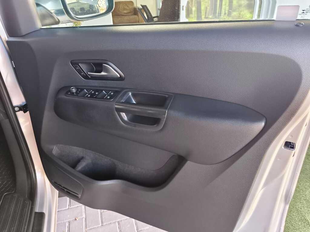 Volkswagen Amarok - View 11