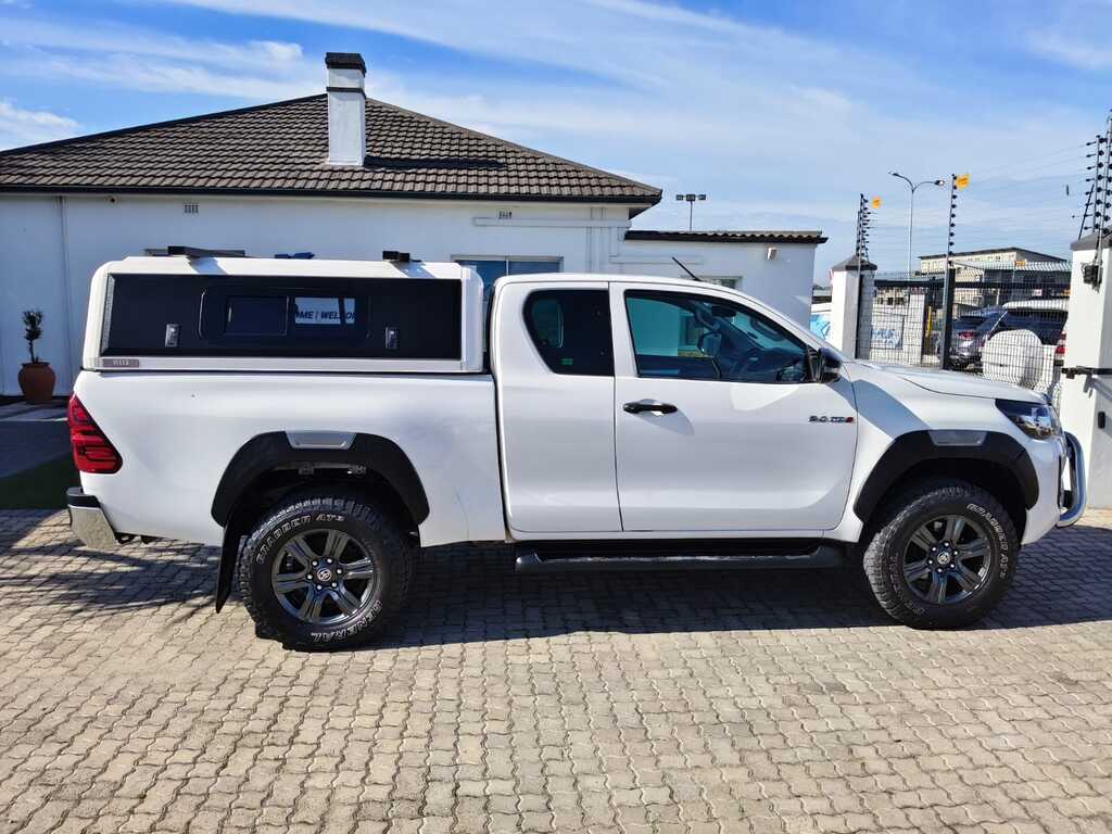 Toyota Hilux - View 7