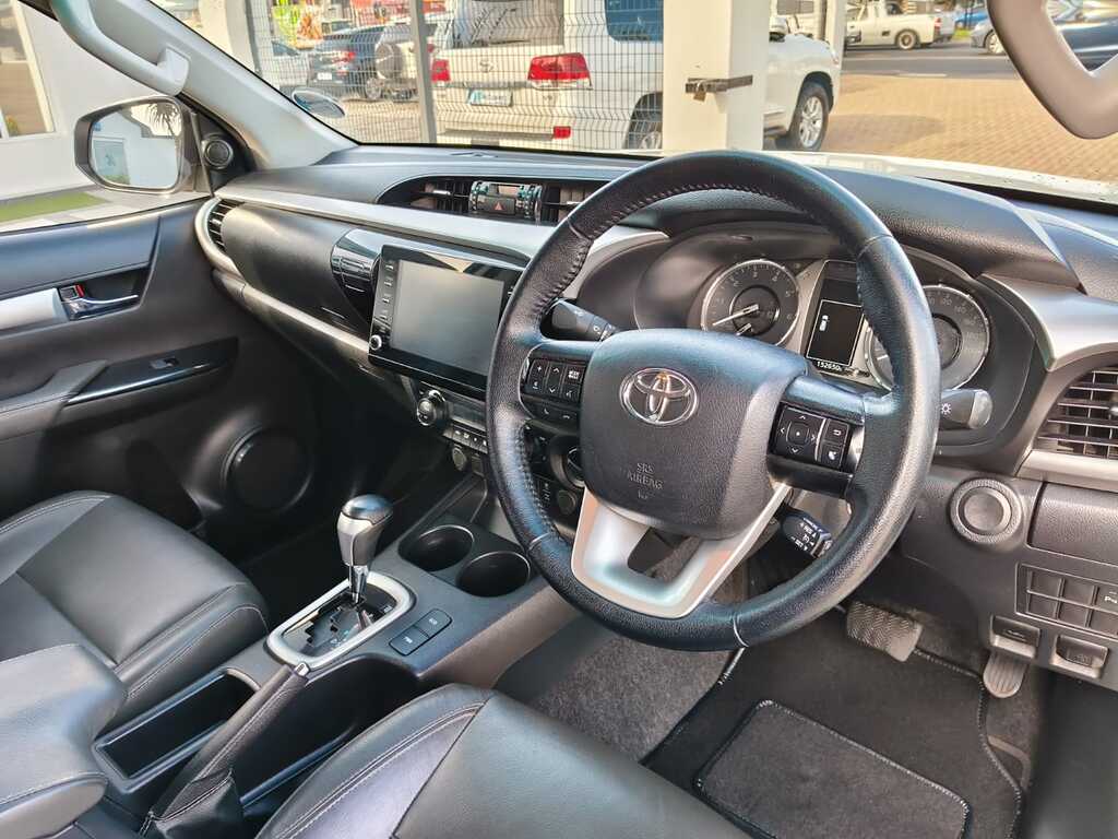 Toyota Hilux - View 10