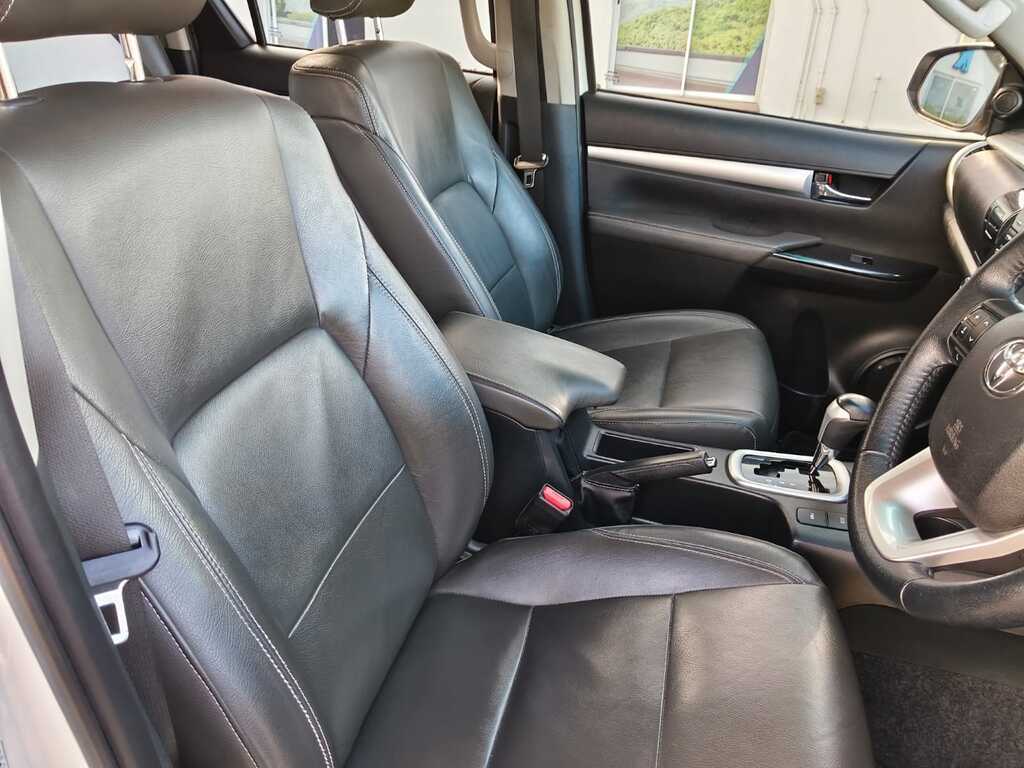Toyota Hilux - View 11