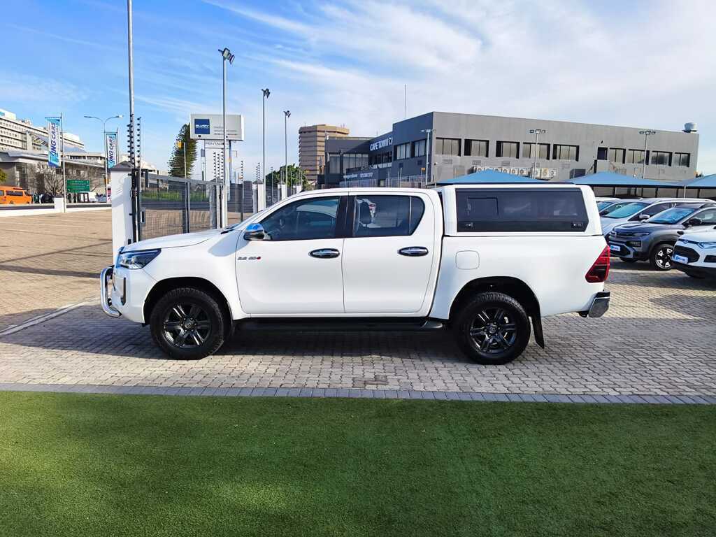 Toyota Hilux - View 4