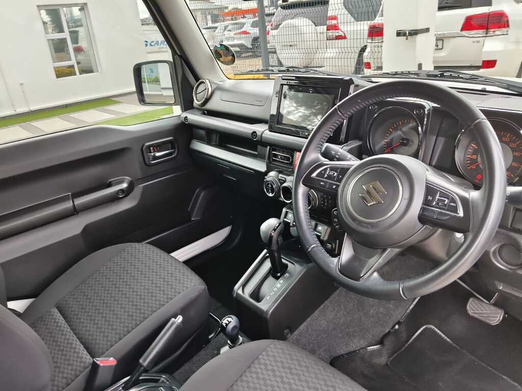 Suzuki Jimny - View 9