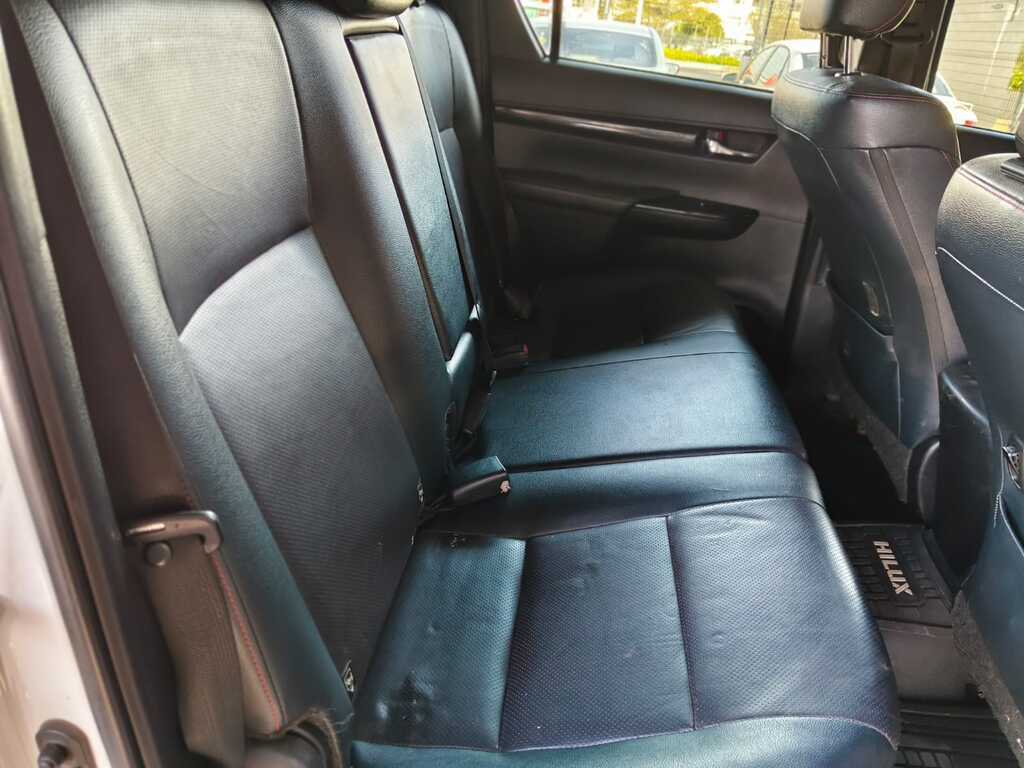 Toyota Hilux - View 15