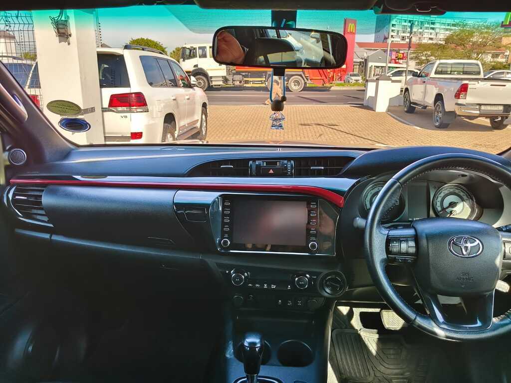 Toyota Hilux - View 9