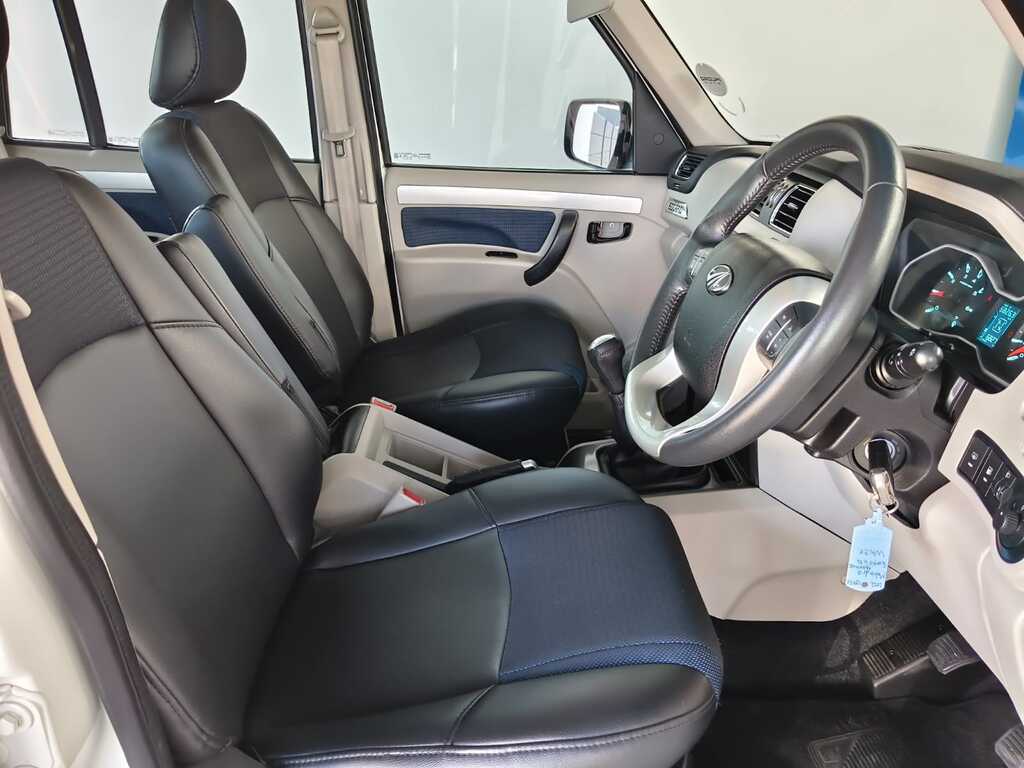 Mahindra Scorpio - View 10