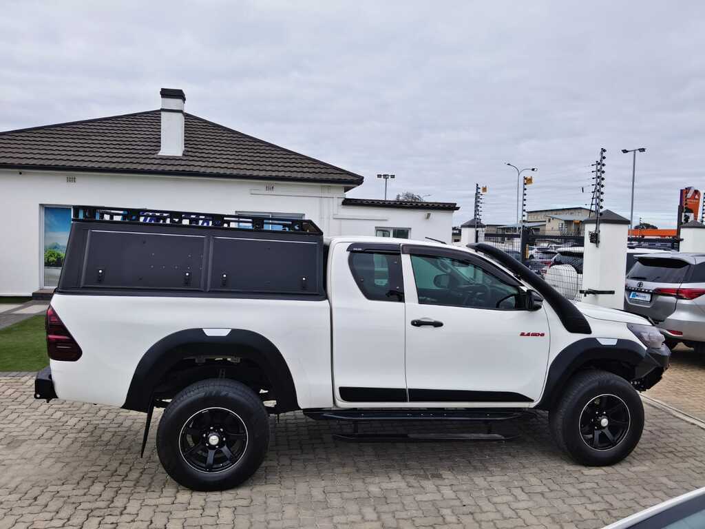 Toyota Hilux - View 8