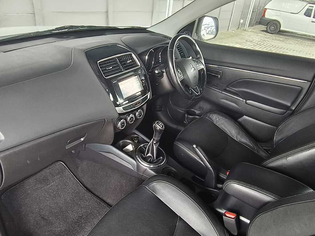 Mitsubishi Asx - View 9
