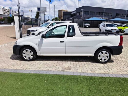 2022 Nissan NP200 — photo 4