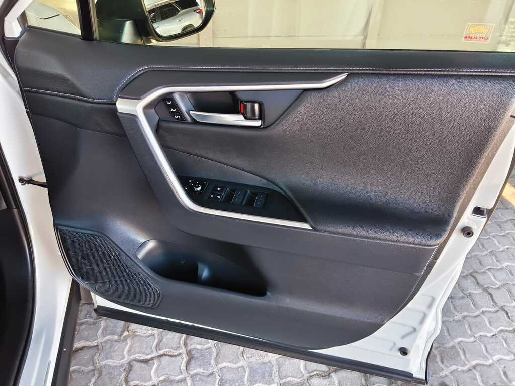 Toyota Rav 4 - View 12