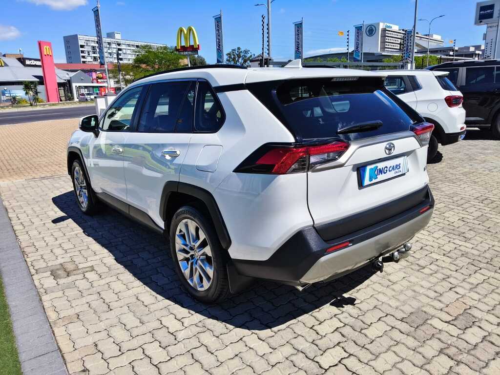Toyota Rav 4 - View 4