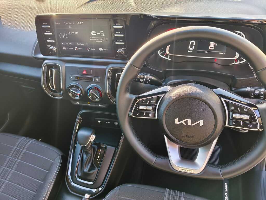 Kia Sonet - View 10