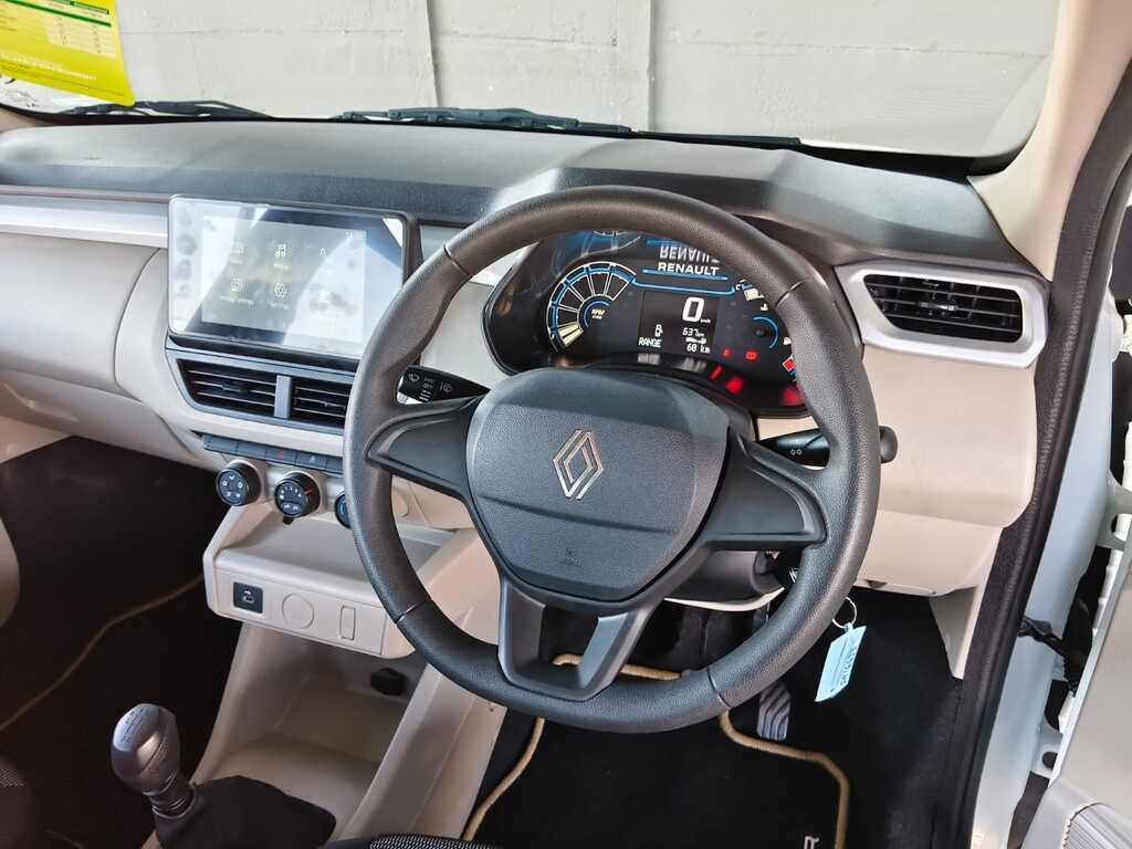 Renault Triber - View 10