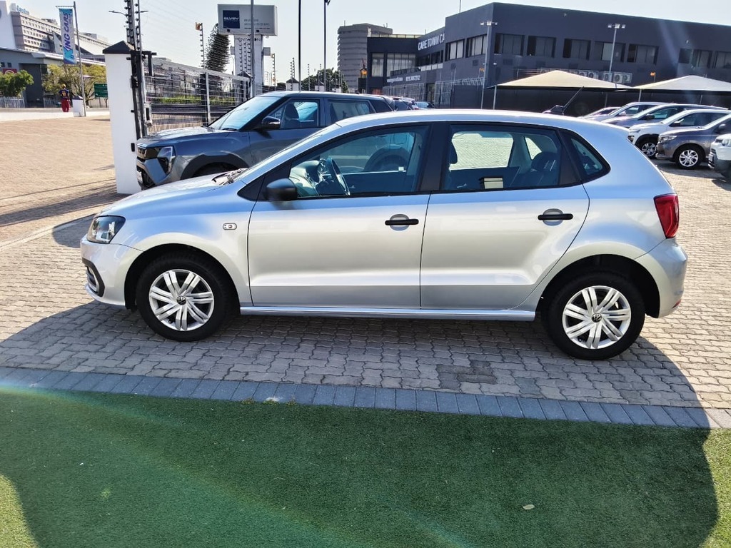 Volkswagen Polo - View 4