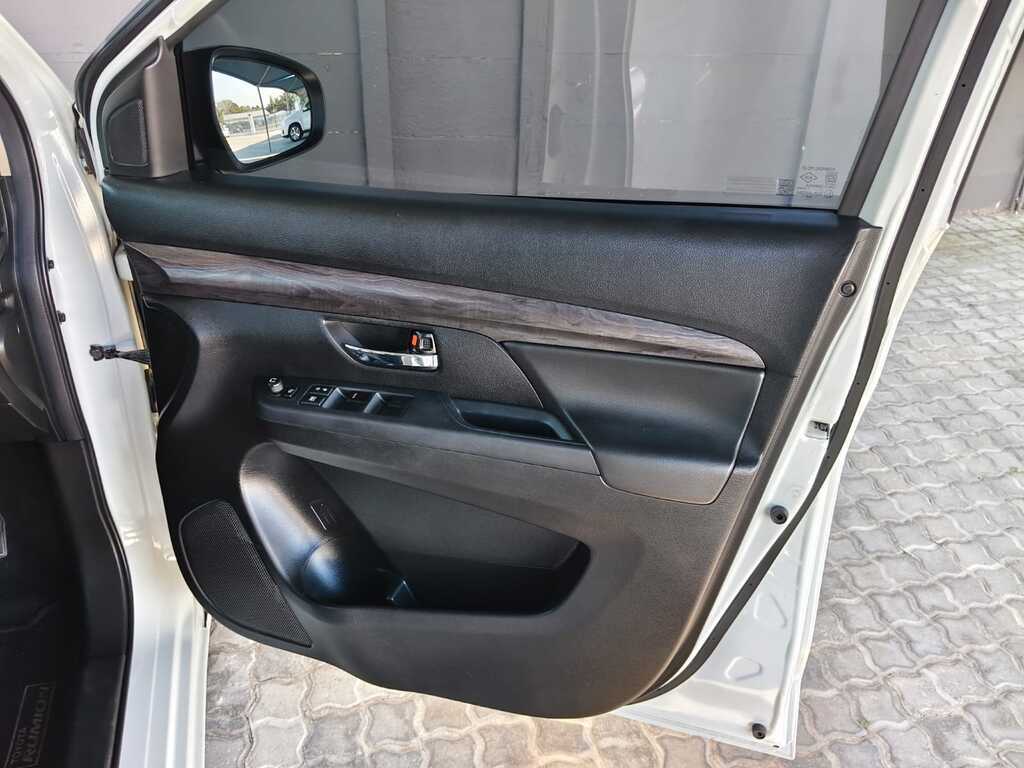Toyota Rumion - View 13