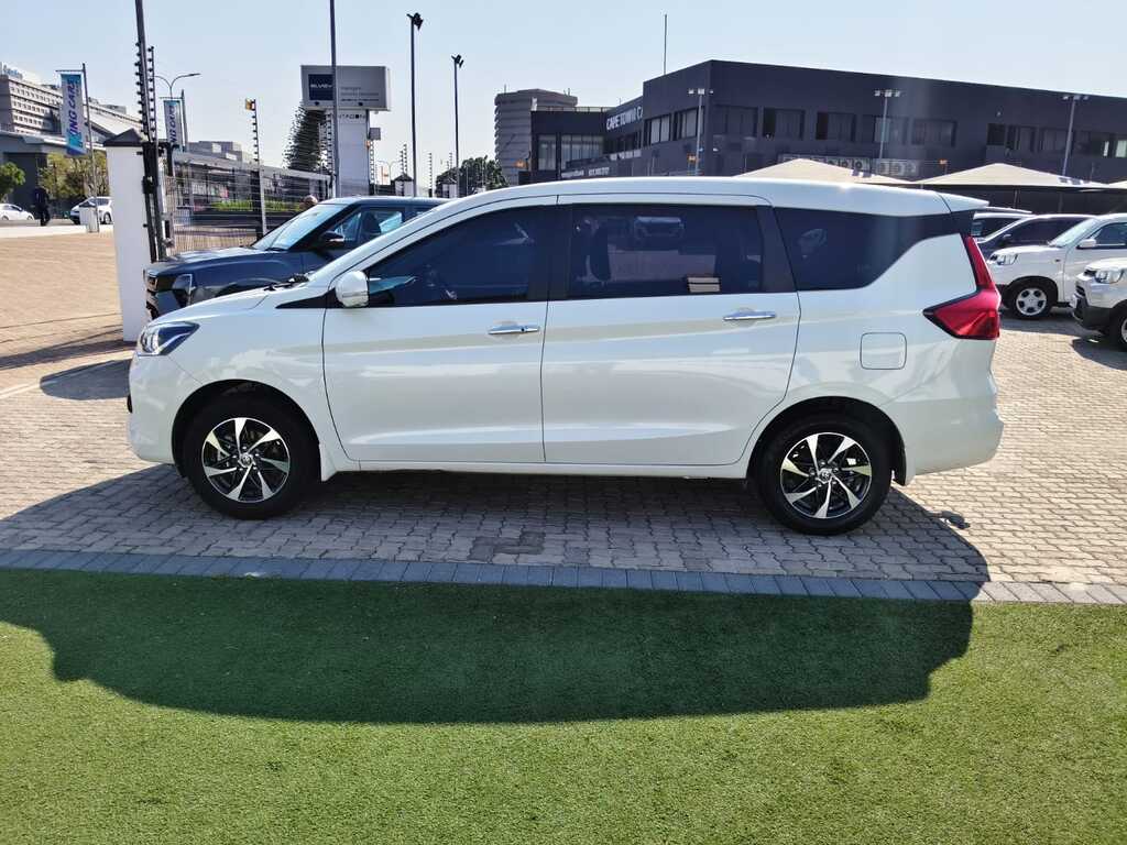 Toyota Rumion - View 4