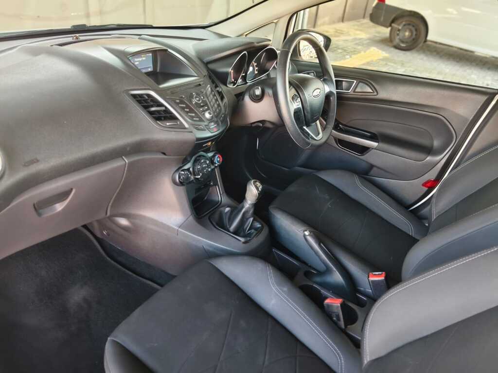 Ford Fiesta - View 10