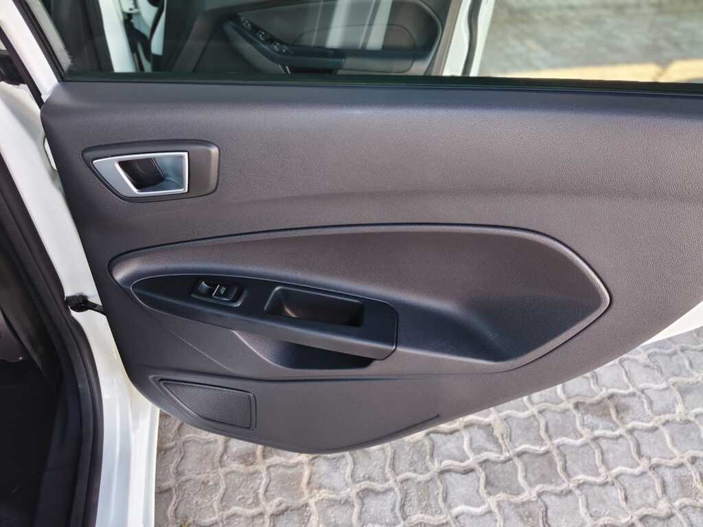 Ford Fiesta - View 12