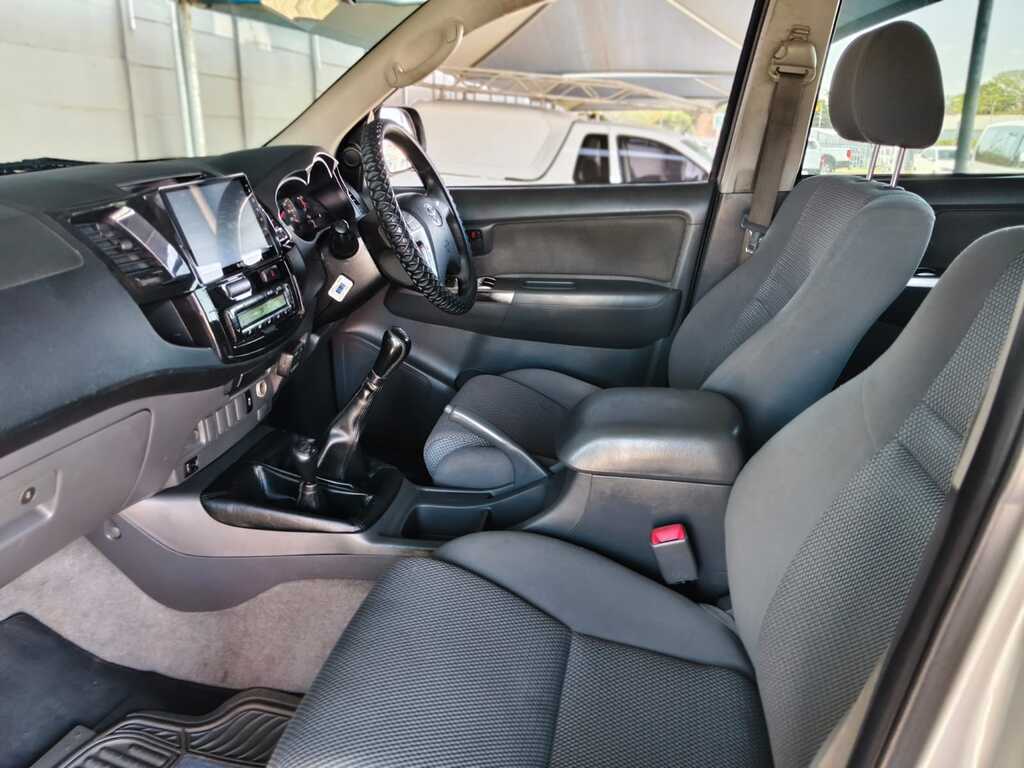 Toyota Hi-lux - View 11