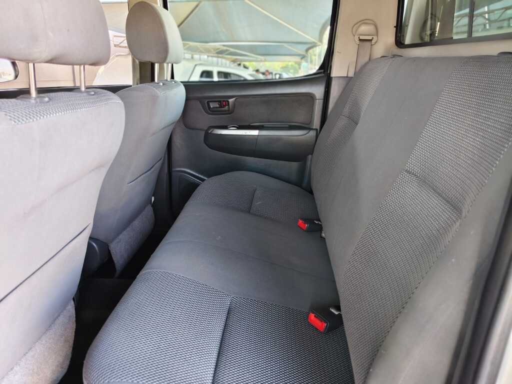 Toyota Hi-lux - View 13