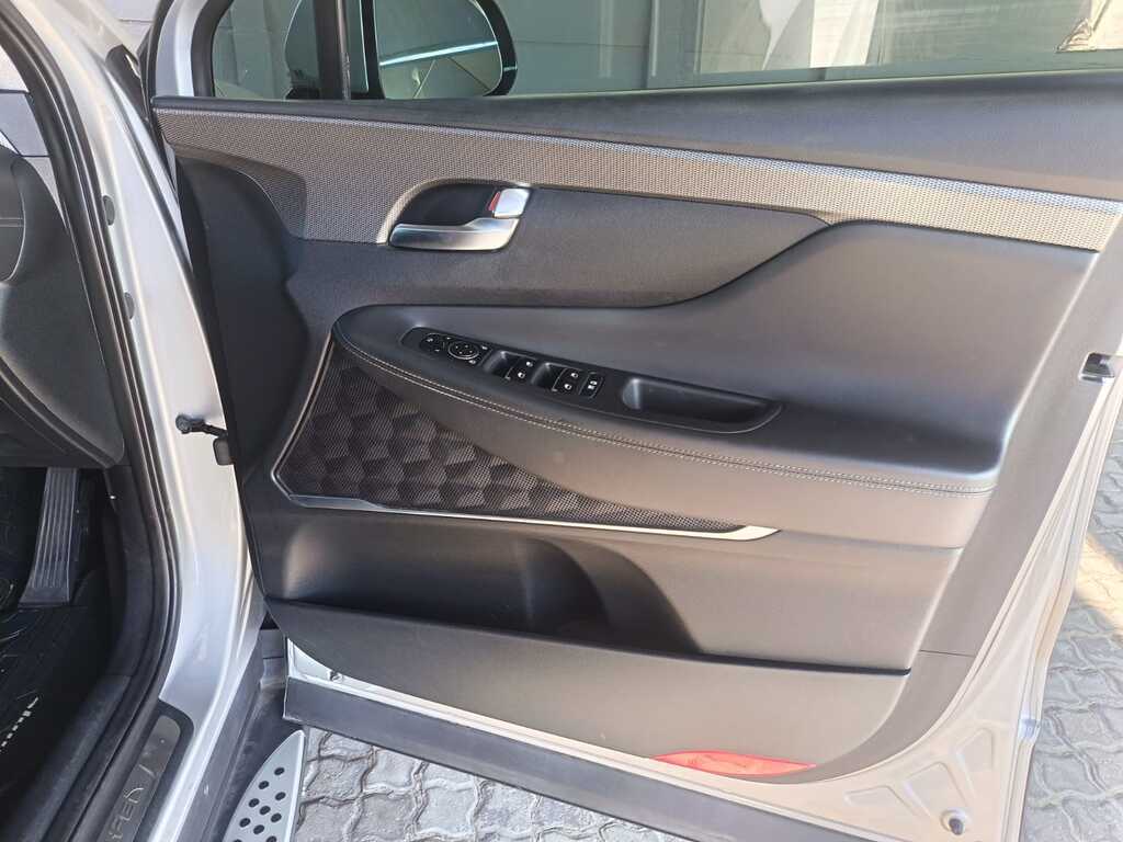 Hyundai Santa-fe - View 15
