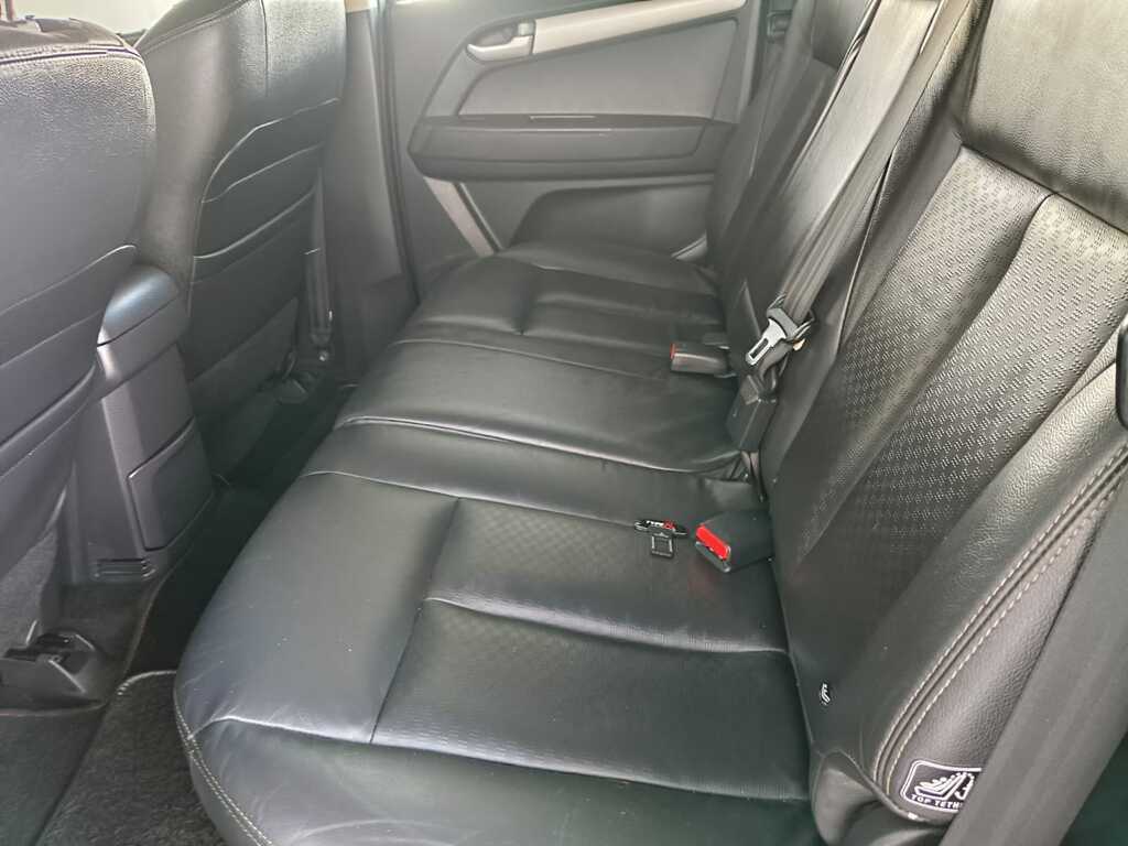 Isuzu Kb - View 17