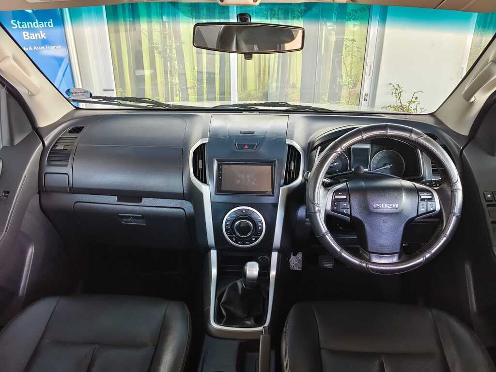 Isuzu Kb - View 8