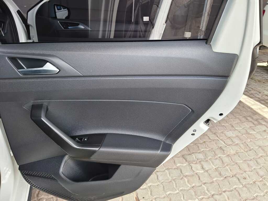 Volkswagen Polo - View 12