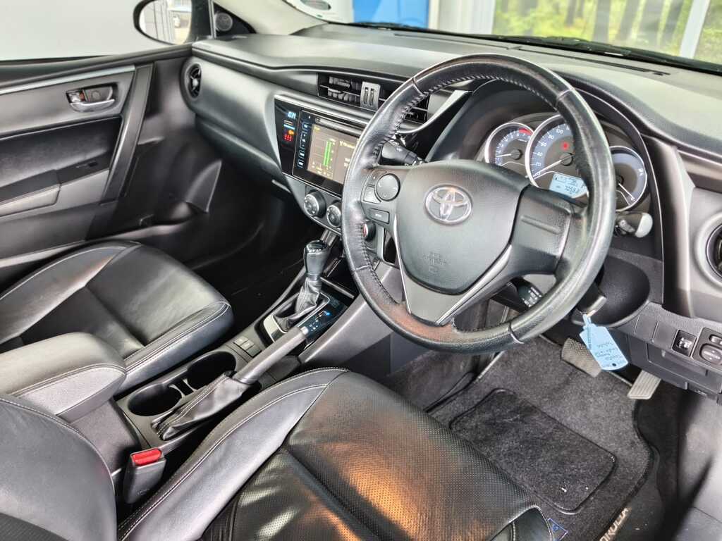 Toyota Corolla - View 9