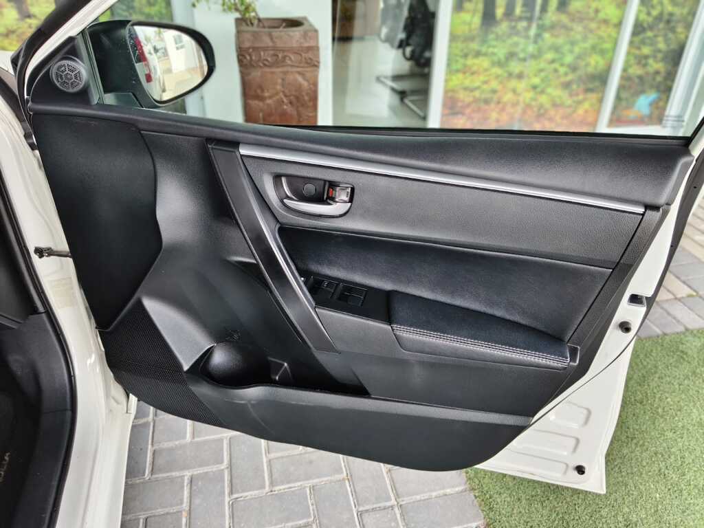 Toyota Corolla - View 13