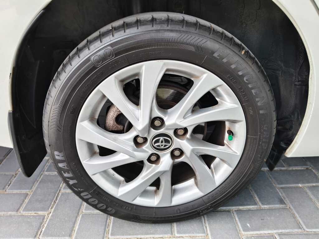 Toyota Corolla - View 15