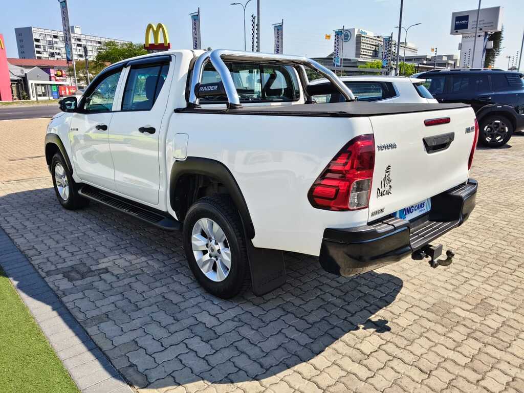 Toyota Hilux - View 6