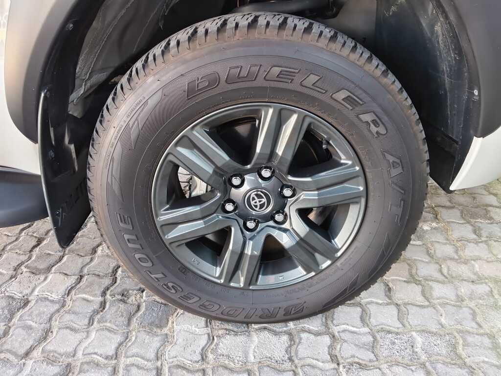 Toyota Hilux - View 17