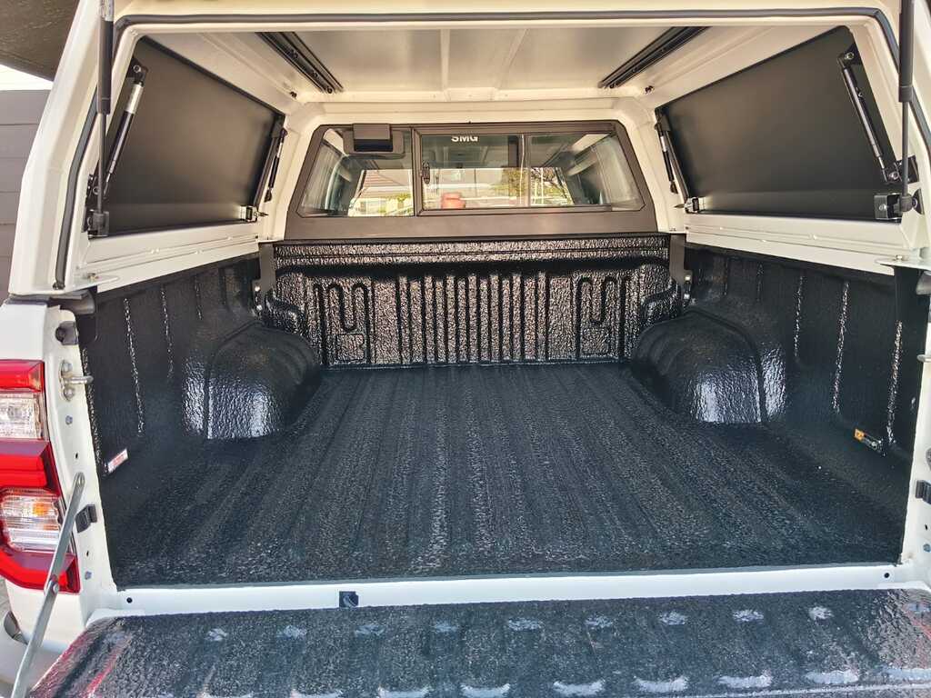 Toyota Hilux - View 20