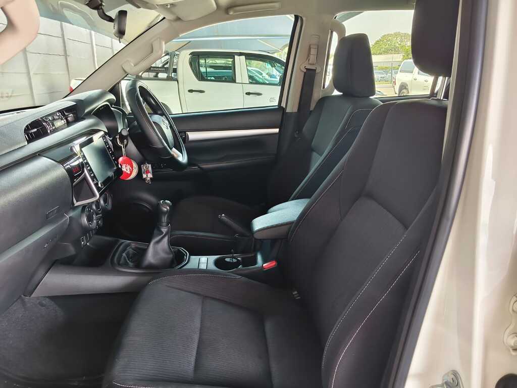 Toyota Hilux - View 14