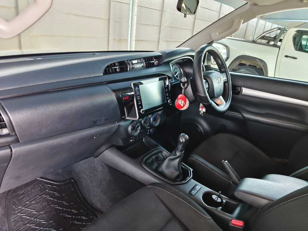 Toyota Hilux - View 15