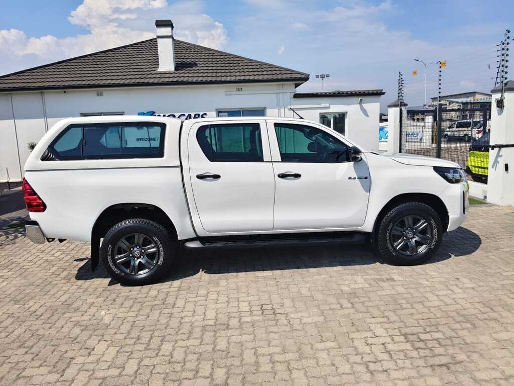 Toyota Hilux - View 8