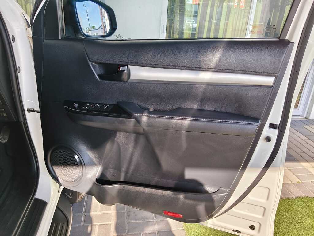 Toyota Hilux - View 14