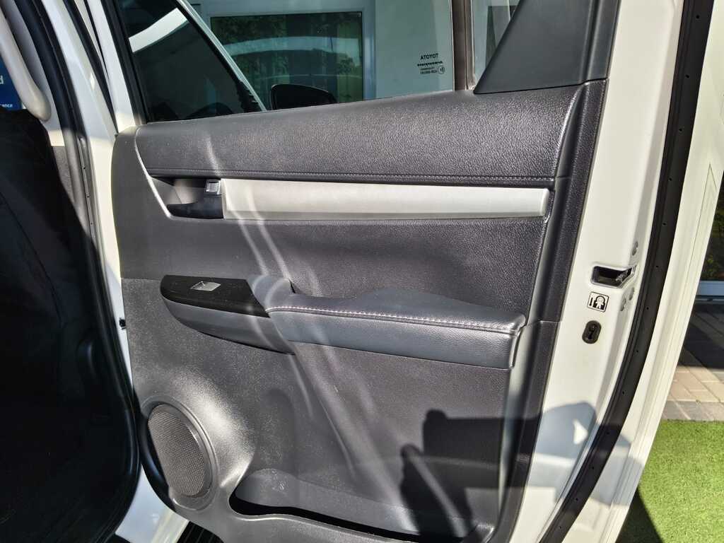 Toyota Hilux - View 15