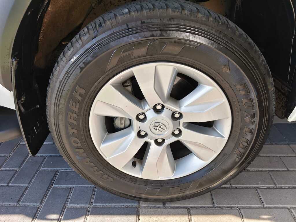 Toyota Hilux - View 16