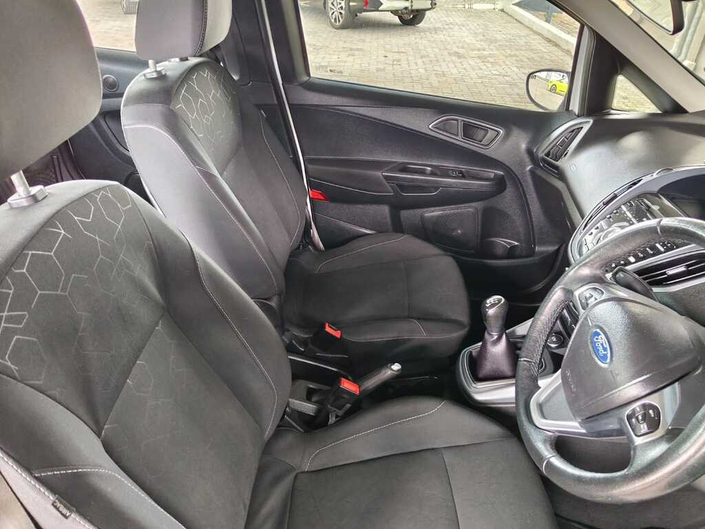 2016 Ford B-Max — photo 9