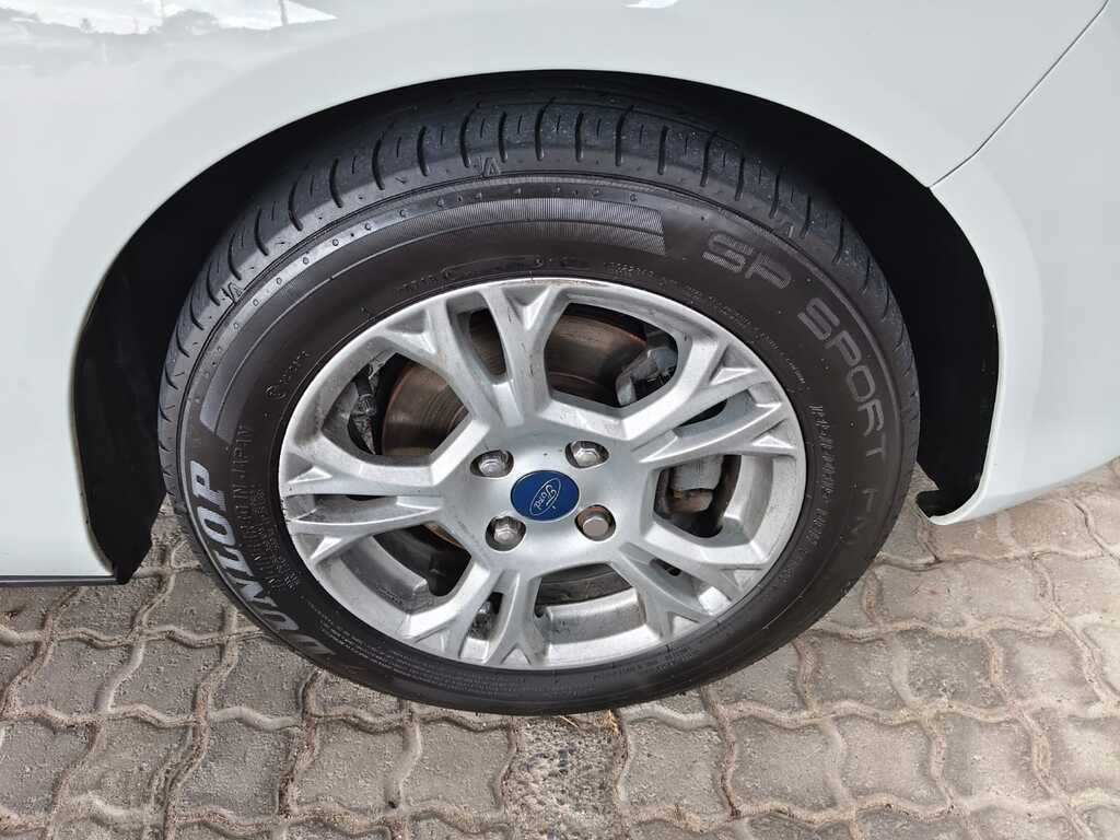 2016 Ford B-Max — photo 12