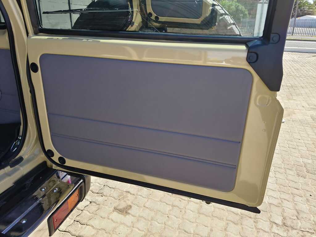 Toyota Landcruiser 70 - View 18