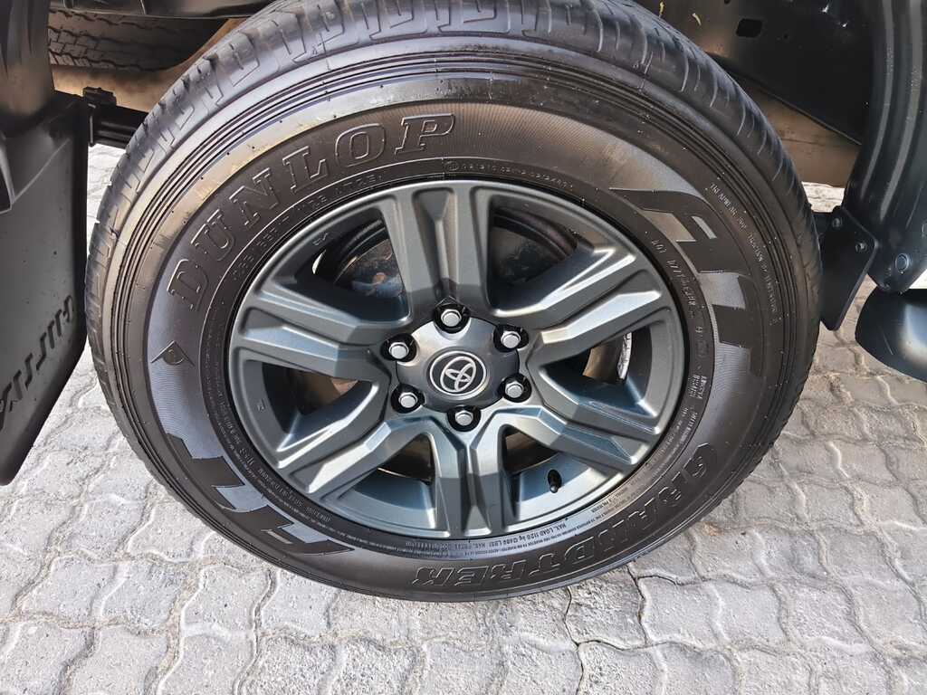 Toyota Hilux - View 15