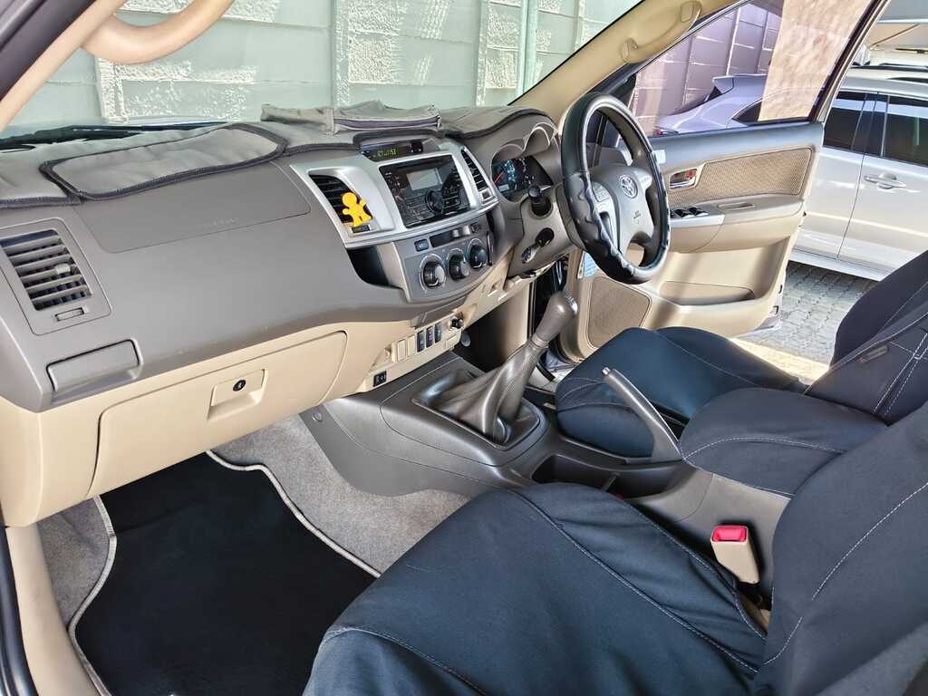 Toyota Fortuner - View 10