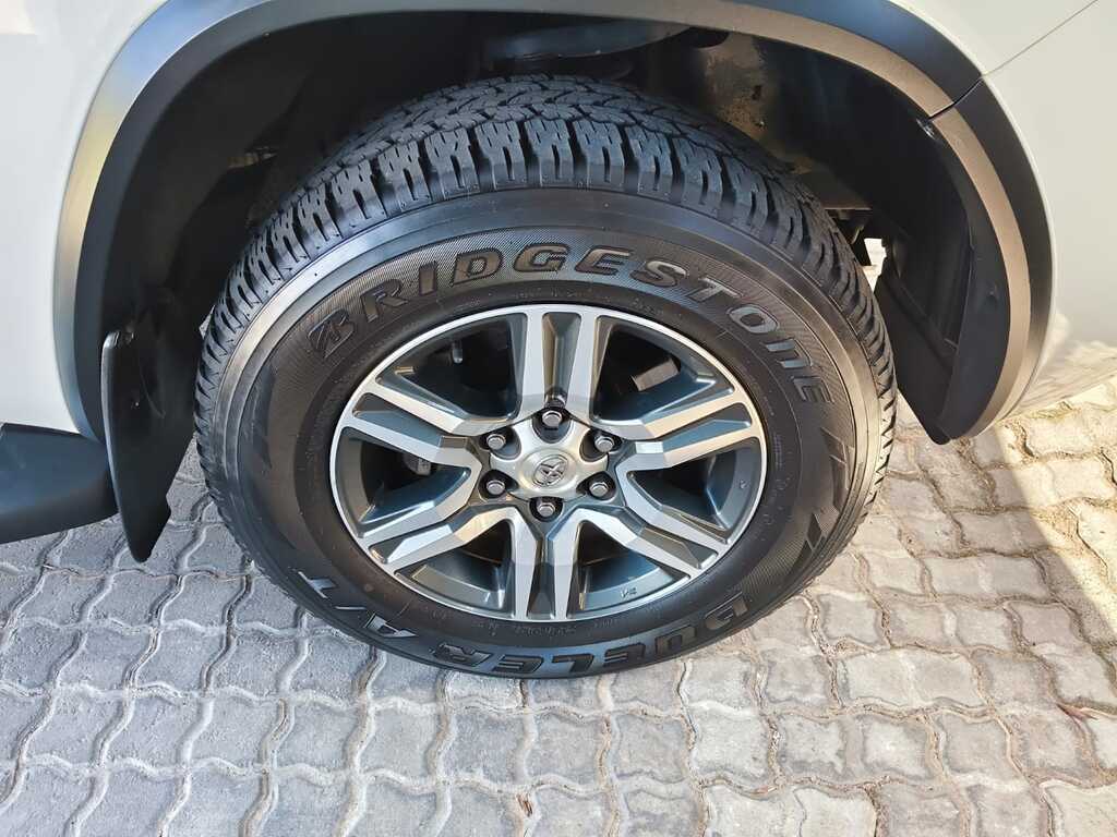 2019 Toyota Fortuner — photo 19
