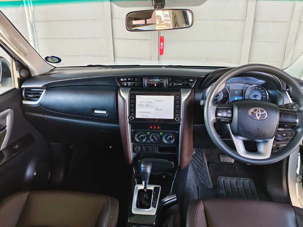 2019 Toyota Fortuner — photo 8