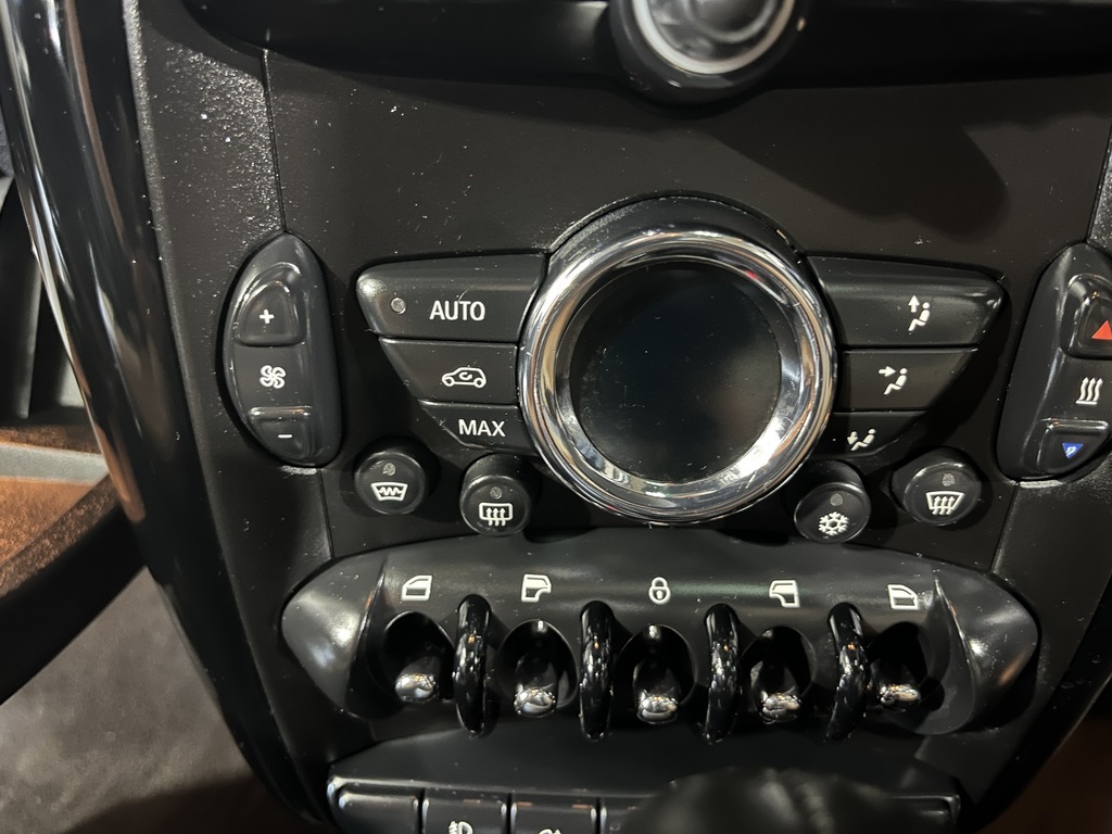 Thumbnail Image Thumbnail Image