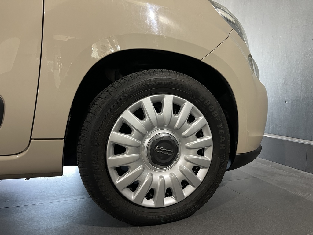 Thumbnail Image Thumbnail Image